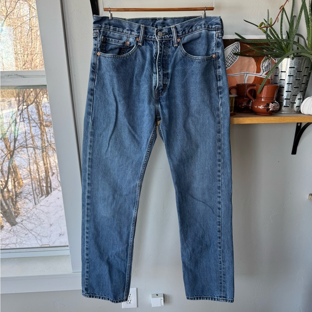Vintage Levi’s 505 Straight Leg Men’s Jeans Size 34 x 34